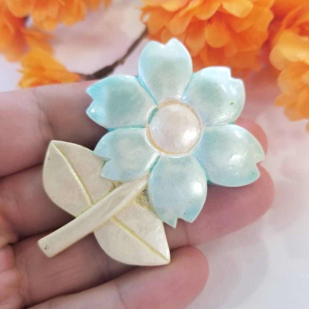 Cute VTG Flower Brooch - Picture 7 of 7